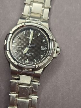Seiko Silver Case Black Textured Dial Stainless Steel Watch
